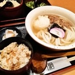 Udon No Shikoku - 讃岐ランチ（かやくごはん、肉玉うどん）