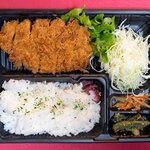 とんかつ 新宿さぼてん - 料理写真:2024.2 SaboRED ロースかつ弁当（100g 955円）