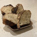 NALA - 自家製パン