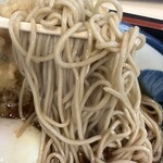 そば処 かめや - 麺はしっとりとした食感です。