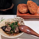 郷土料理ともん - おにぎり２個は腹はち切れるので１個はお持ち帰り