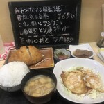 食事処 禅 - ンカツと目玉焼の定食（680円）