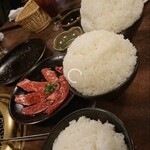 Yakiniku Esukara - 