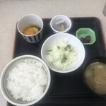 小田原パーキングエリア（下り） フードコート - 納豆と生卵の朝定食