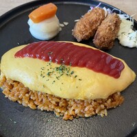 キッチン 大宮 MARK IS みなとみらい店 - オムライス