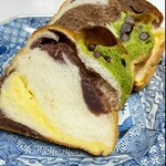 ベーカリー&カフェ アンジェラ ウィズ ロースター - 