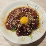 和風もつ料理 あらた - チレ刺身