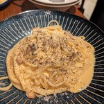 PIZZERIA E BAR BOSSO - 自家製パッチェッタのカルボナーラ 1,600円