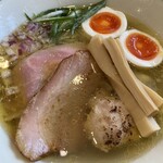 横浜淡麗らぁ麺 川上 - 