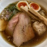 横浜淡麗らぁ麺 川上 - 