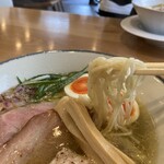 横浜淡麗らぁ麺 川上 - 