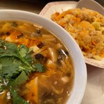 随園別館 - サンラータン麺とミニチャーハン