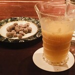 バー・ラ・ユロット - 金柑とブランデーのカクテル