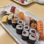 Tsukiji Sushikou - 