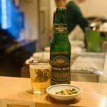 JOJO MARU  - 700円：台湾ビール、お通し（豆+落花生）付き