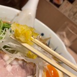 浅草名代らーめん 与ろゐ屋 - 柚子の風味がいいっす