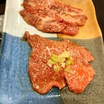 黒毛和牛焼肉と本格もつ鍋 山樹 - 