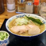 中華蕎麦 春馬 - 朝ラー（醤油）750円に九条ねぎTP150円