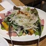 Chika no New Komatsu - Salad