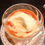 日本料理 柳燕 - 和三盆の練乳を掛けて