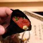 日本料理 柳燕 - 茨城波崎の鮪といぶりがっこのトロタク手巻