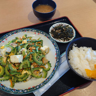 島人酒場トロっこ - 料理写真: