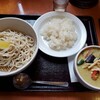 博士ラーメン別館 ＆ HAKASE Thai 博士レストラン本店 - グリーンカレーつけ麺+半ライス