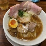 Menya Funahashi - フルトッピングのゆず煮干醤油ラーメン970円