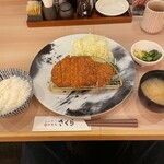 Tonkatsu Kagurazaka Sakura - ロースかつ定食　1000円