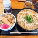 手打ちうどん 釜や - ミニ天丼とかけうどん  1,000円      うどん大盛150円