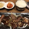 焼肉 チェの家