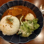 236049254 - ビストロカレー〜当日は、メカジキと大根の出汁カレー