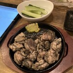 榮鶏庵 - 鶏のもも焼き