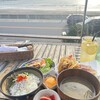 海沿いの キコリ食堂