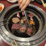 焼肉食べ放題 火ノ丸 - 