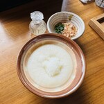 由布院 甘味茶屋 - つきたて大根おろし餅