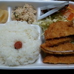 Tedukuri Hamu Ando Soseji Kuraifu - ハムカツ弁当（５５０円）ハムカツはもちろん自家製で、２枚入りです。