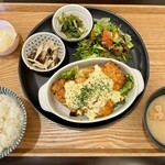 kitchen 320 - 綺麗なトレイの乗ったランチ❗️