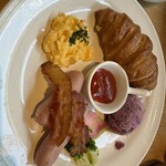 カフェ ストレータ - 