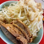 ラーメン二郎 - 豚入りやさいアブラマシマシ