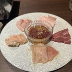 和牛焼肉 やくにく 路地裏 - 