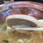 ラーメンガキ大将 - 前より厚切りになったかな？