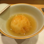 新ばし 星野 - 鴨饅頭。鴨のお出汁で炊いています。