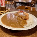 OLIVE - カツカレー（990円）