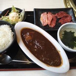 牛国屋 - タンシチュー焼肉セット