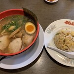 Oosaka Fukuchin Ramen - 煮干しラーメン+半ちゃんセット