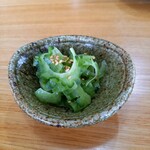 沖縄料理 美ら結 - お通しのゴーヤナムル450円