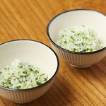 Top-quality raw seaweed rice porridge to finish
