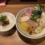 ジャパニーズ ラーメン 五感 - 特上塩らぁ麺 1,900円+炭火おにくごはん 500円