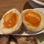 ジャパニーズ ラーメン 五感 - 味玉